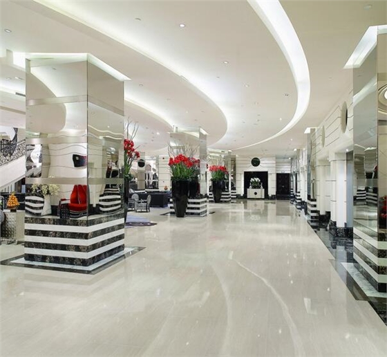 大型商場(chǎng)展廳設(shè)計(jì)